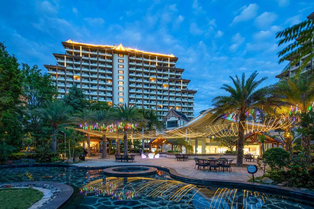 Days Hotel by Wyndham Jinghong Downtown in Jinghong, People's Republic of China