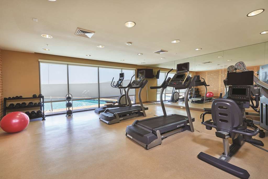 La Quinta Inn & Suites by Wyndham Carlsbad - photo 17