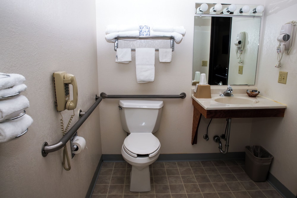 Gettysburg Inn & Suites - photo 37