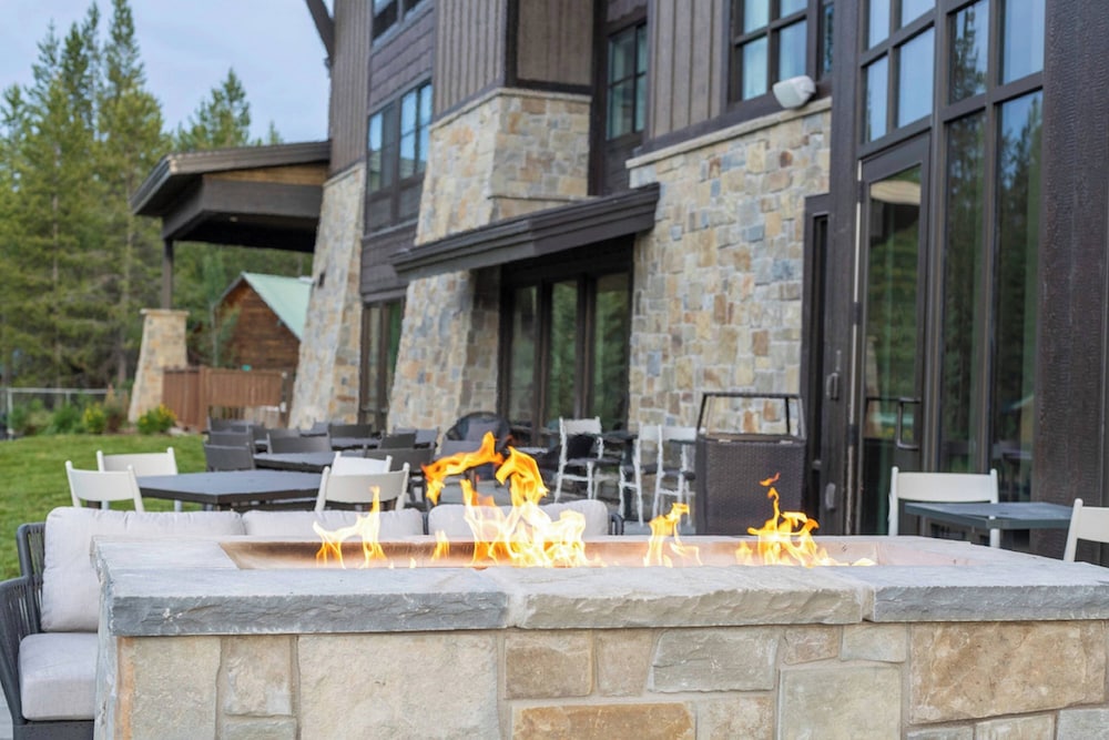 SpringHill Suites by Marriott Island Park Yellowstone - photo 33