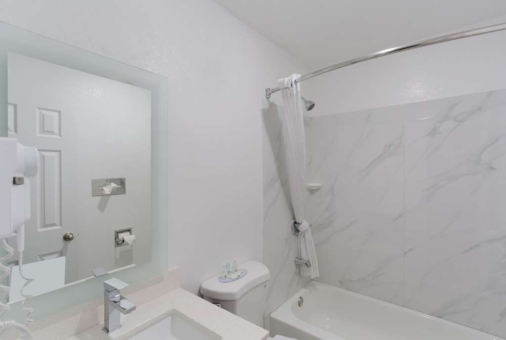 Quality Inn Redding near I 5 - photo 25