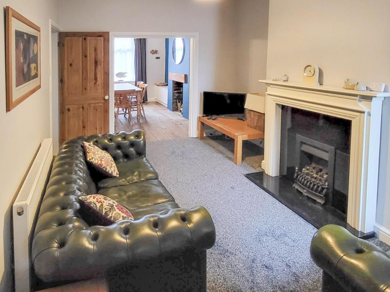 Lazy Cottage — 4-Star Luxury Hotel in Haverigg, United Kingdom