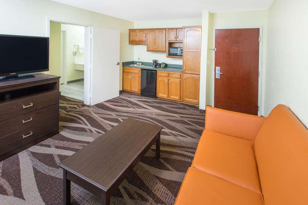 Super 8 by Wyndham Southaven - photo 11