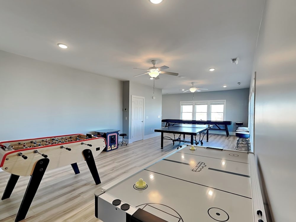 Beaches Be Crazy — Carolina Beach — photo 3