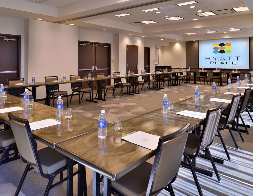 Hyatt Place Garden City - photo 16