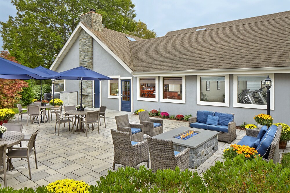 New Haven Village Suites - photo 37