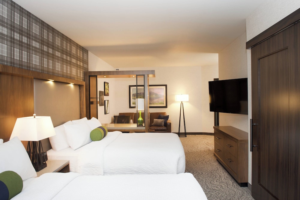 SpringHill Suites by Marriott Bend - photo 15