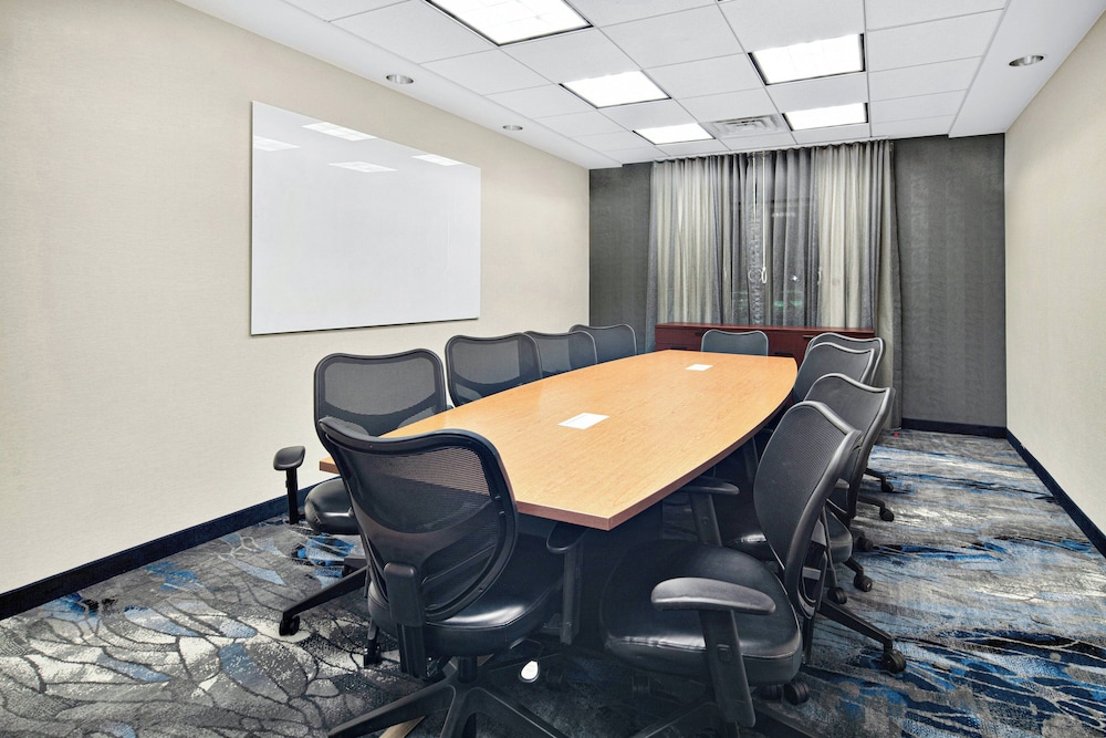 Fairfield Inn & Suites Marietta - photo 19