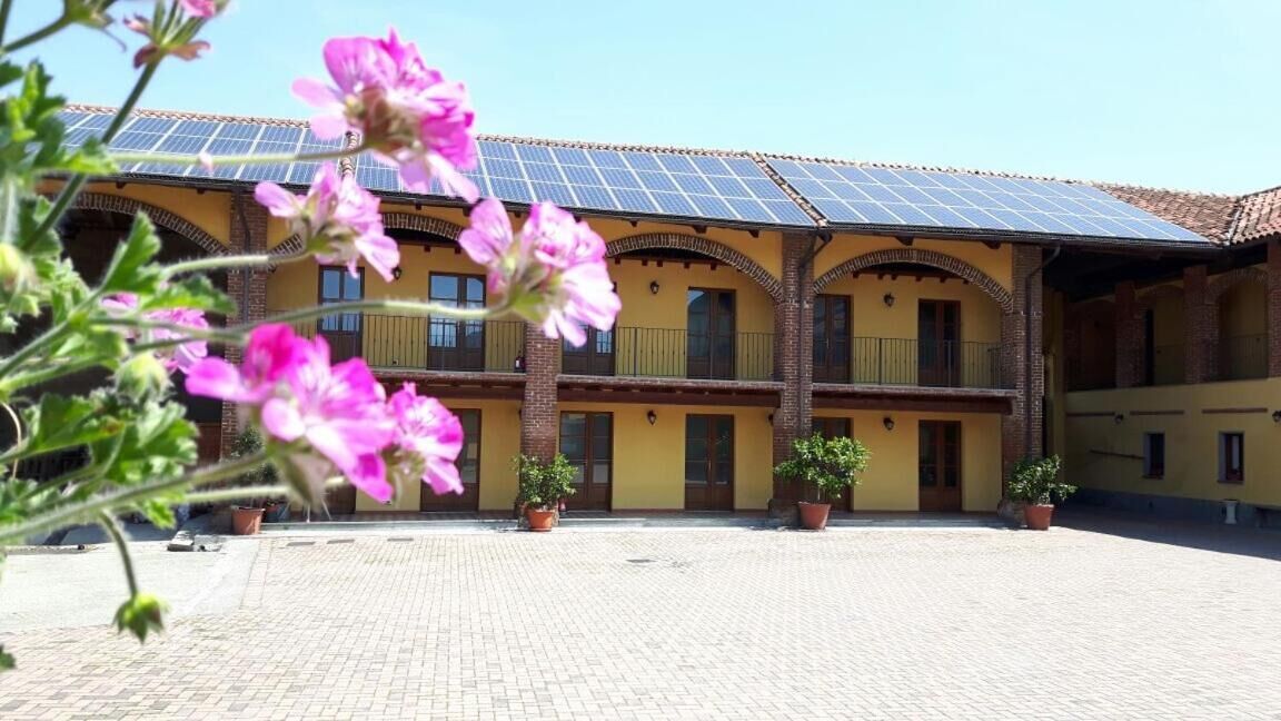 Agriturismo Cascina Del Peso — 4-Star Luxury Hotel in Leini, Italy