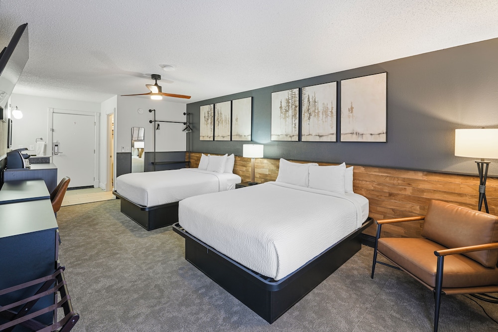 Tremont Lodge & Resort - photo 27