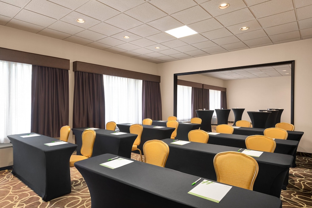 Holiday Inn Boston Cambridge Area by IHG - photo 42