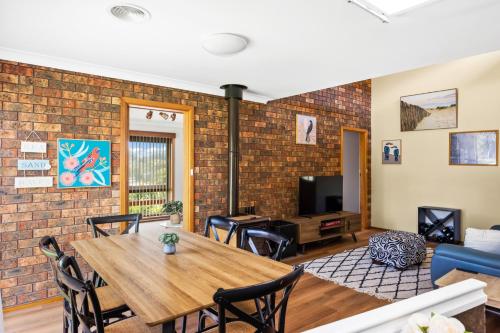 Hill By The Sea in Mollymook, Australia