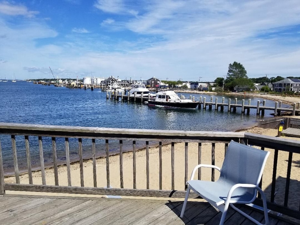 Vineyard Harbor Motel Private Beach - photo 232