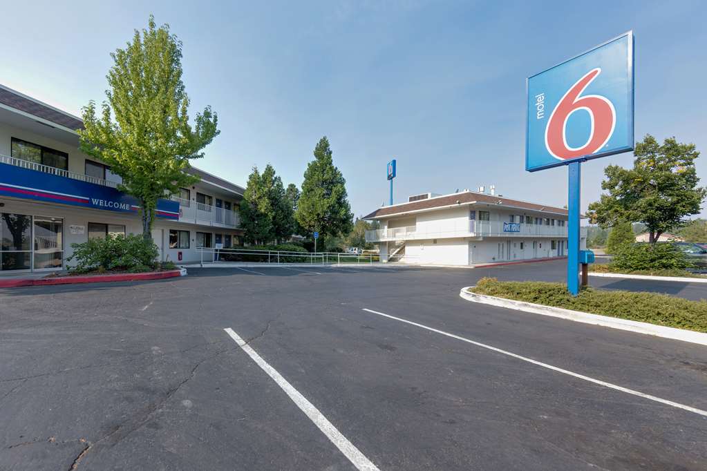 Motel 6 Weed Mount Shasta - featured photo