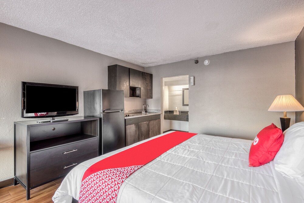 OYO Hotel Jackson Fairgrounds I 55 - photo 15