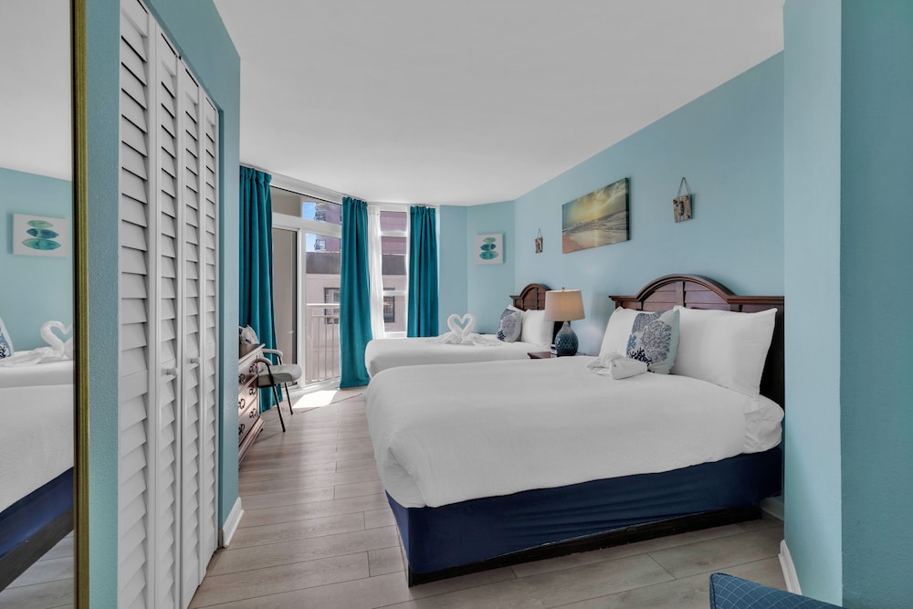 Carolinian Resort Stunning Condos - photo 2