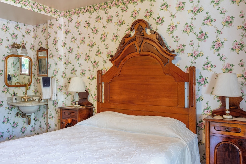Martine Inn - photo 49