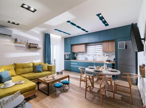 Blue Apartment in the Hill — 4-Star Luxury Hotel in Moires, Greece