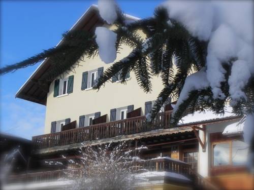 Hotel des Skieurs in Le Sappey-En-Chartreuse, France