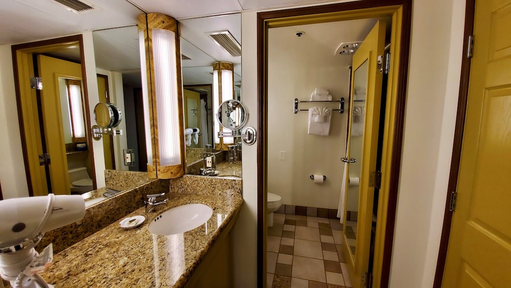 Harbor View Inn - photo 22