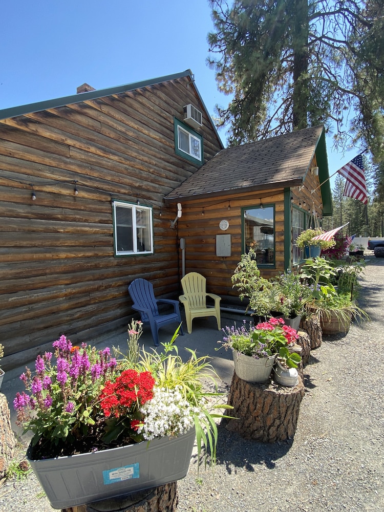 Columbia Point Resort - photo 46