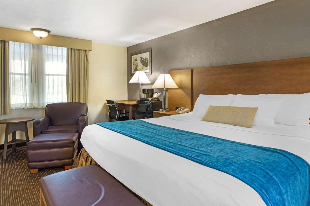 Best Western Plus Cold Spring - photo 24