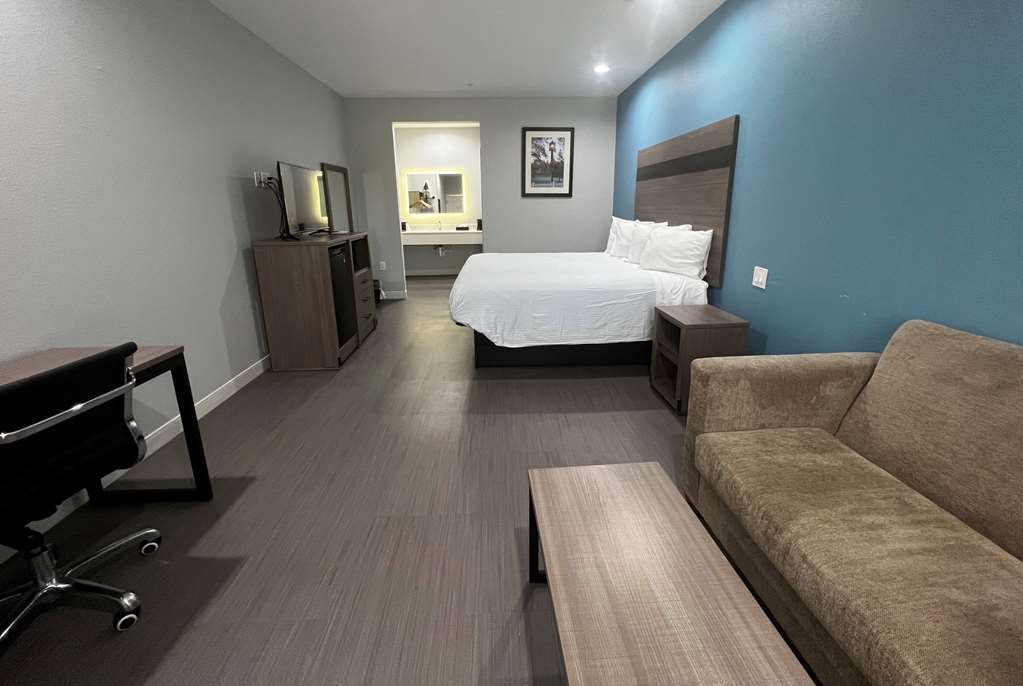 Baymont by Wyndham Freeport Texas - photo 23