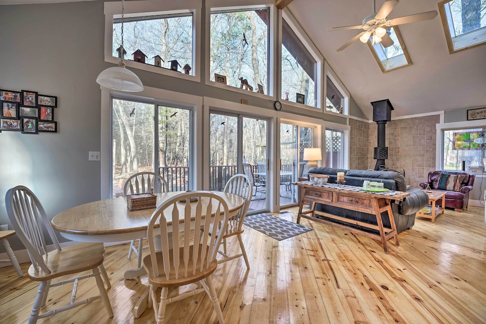 Spacious Family Escape Walk To Lake Michigan — Montague