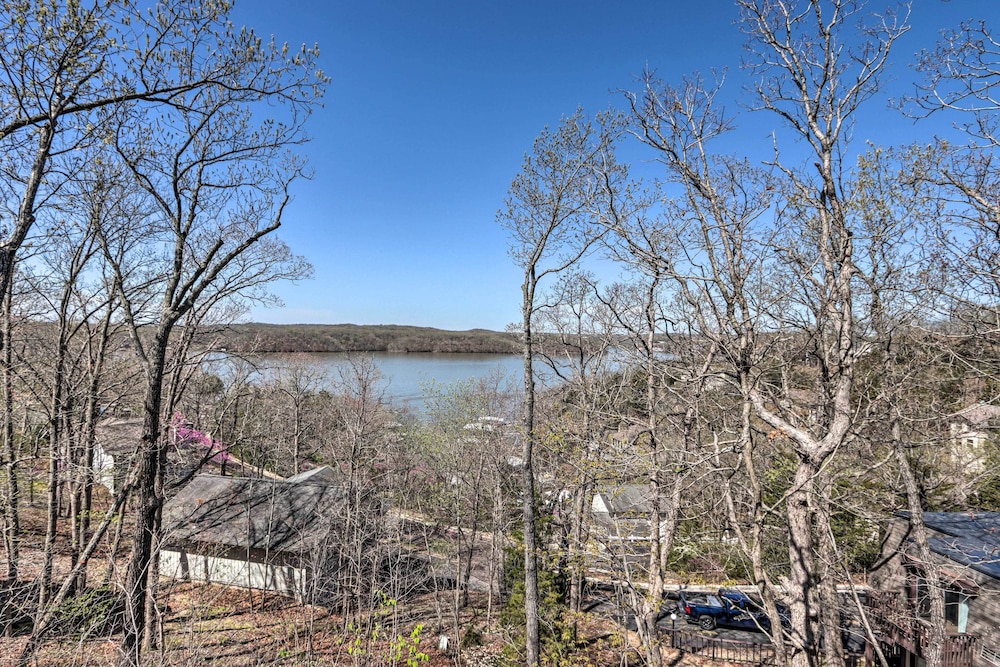 Peaceful Osage Beach Escape w Resort Perks - photo 25