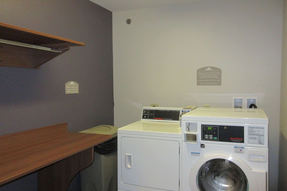 Quality Inn & Suites Caldwell I 77 - photo 18