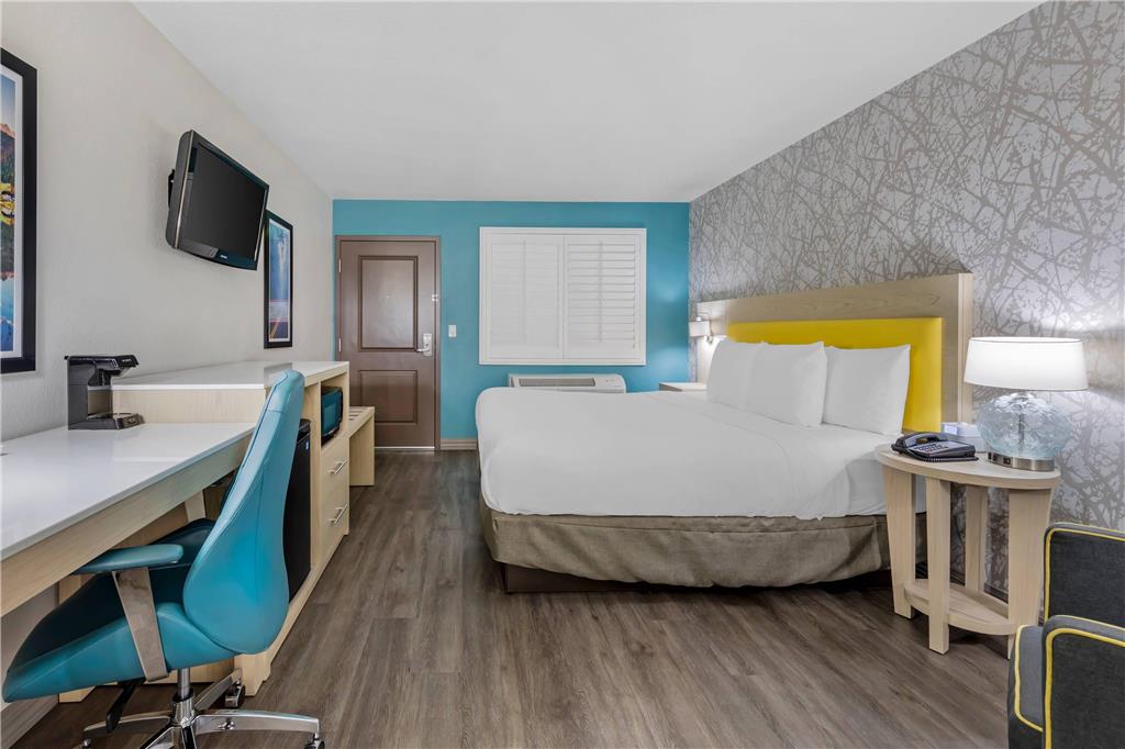 Hillstone Inn Tulare an Ascend Collection Hotel - photo 19