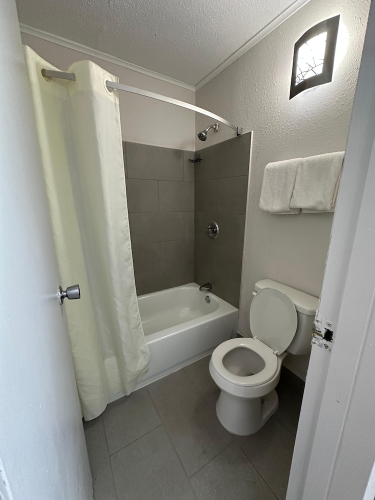 Travel Inn Kingsport - photo 31