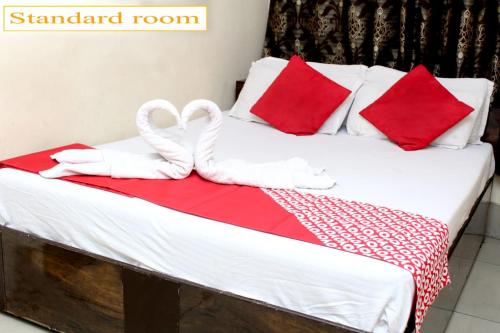 Kapoor Guest House and PG