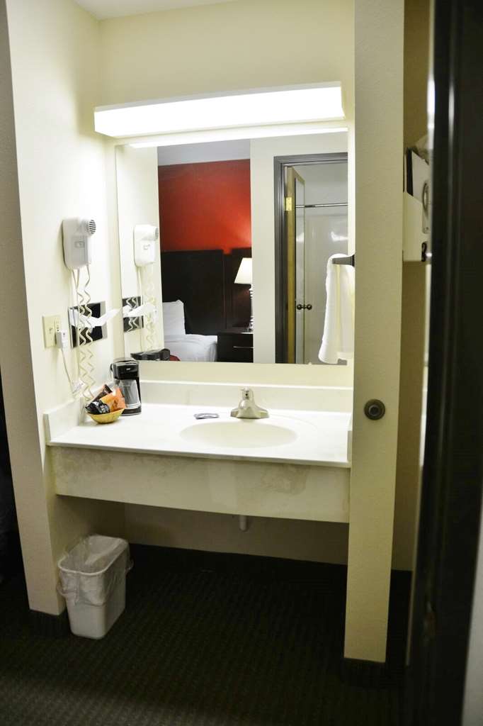 Country Hearth Inn & Suites Kenton - photo 25