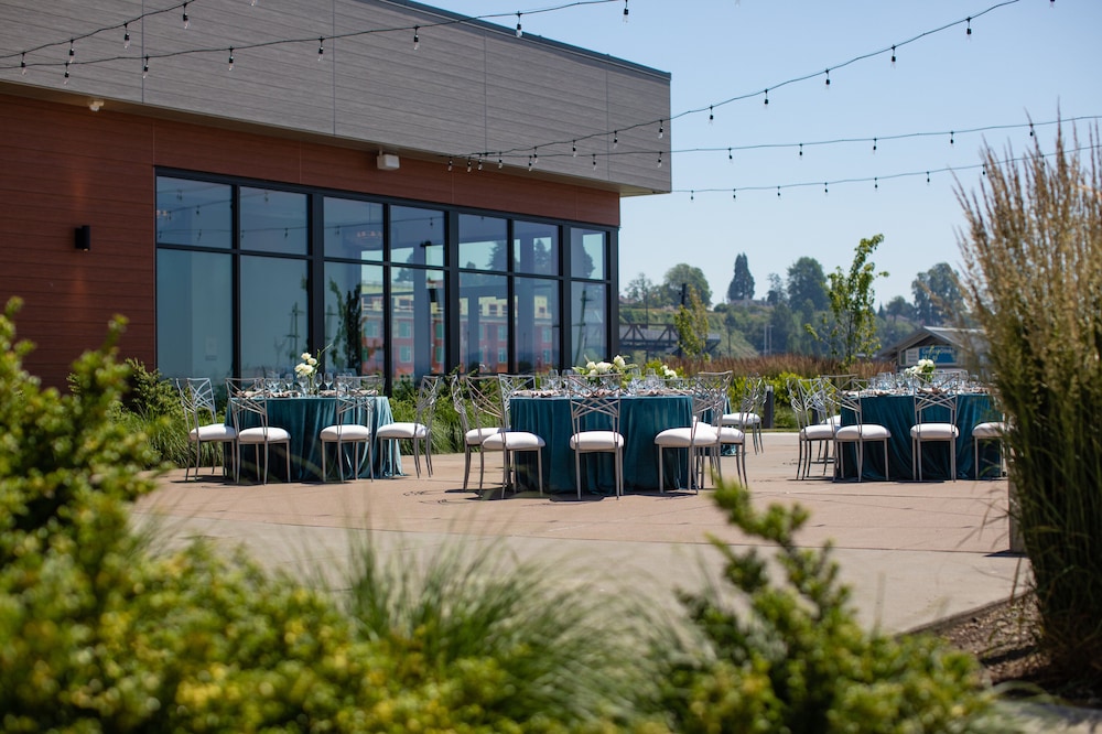 Hotel Indigo Everett Waterfront Place by IHG - photo 30