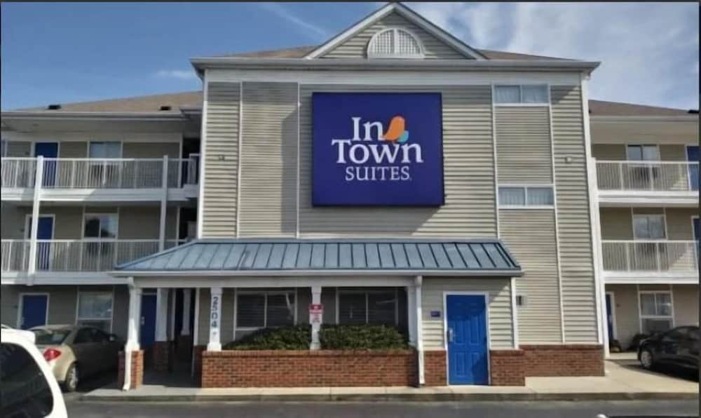 InTown Suites Extended Stay Greenville SC I 85 Mauldin - photo 24