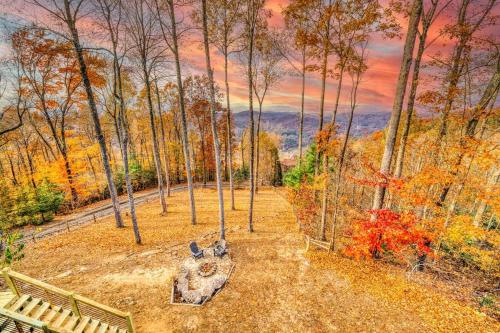 The Grandview Lodge — 4-Star Luxury Hotel in Blue Ridge, United States
