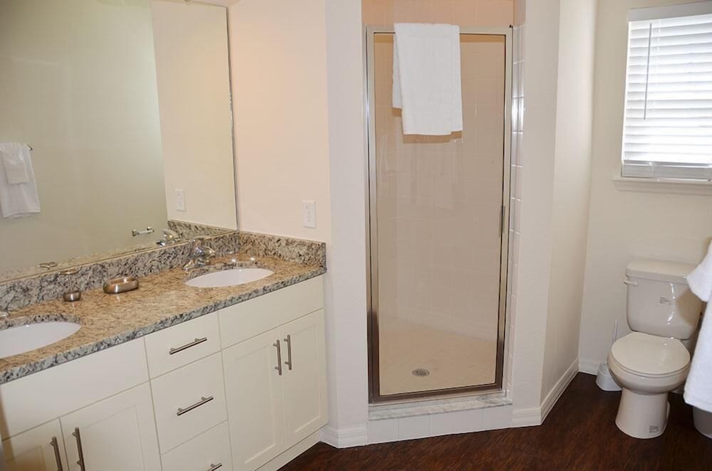 Lucaya 4 Bedrooms 3 Baths Townhome With Resort Pool - photo 14