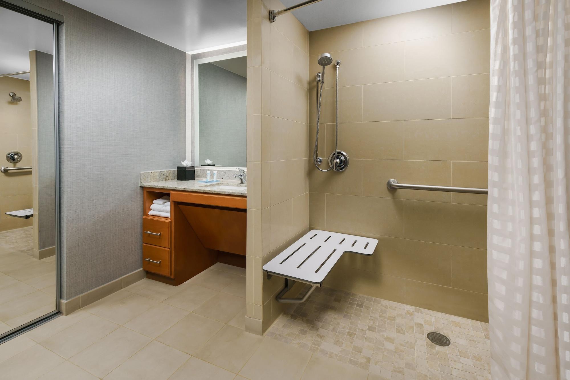 HYATT house Fort Lauderdale Airport & Cruise Port - photo 19