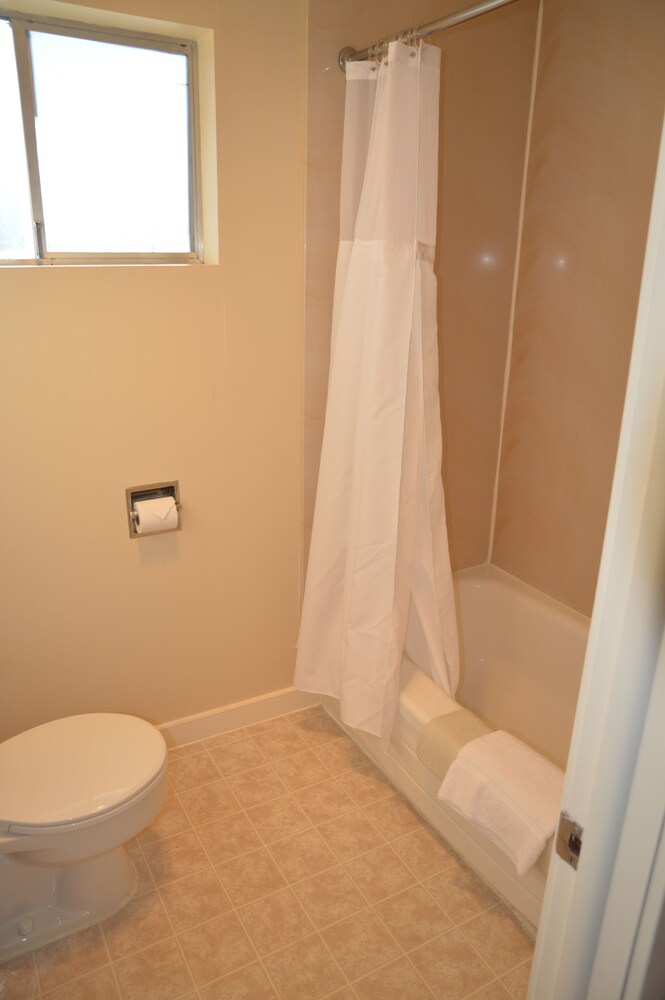 Astoria Crest Motel - photo 62