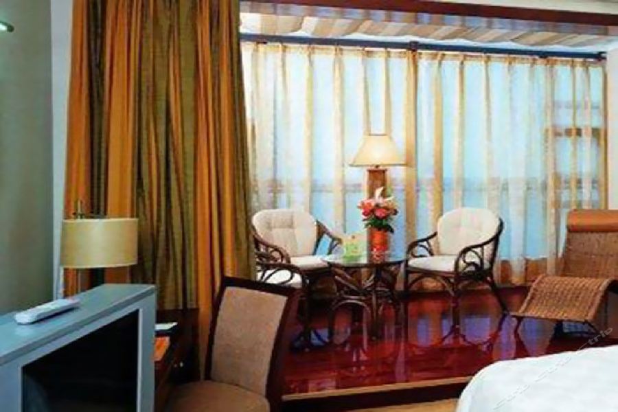Beijing Xinjiang Plaza — 4-Star Luxury Hotel in Beijing, People's Republic of China