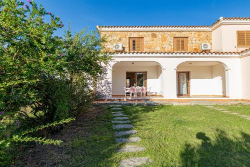 Appartamento sette posti vicino al centro di San Teodoro — 4-Star Luxury Hotel in San Teodoro, Italy