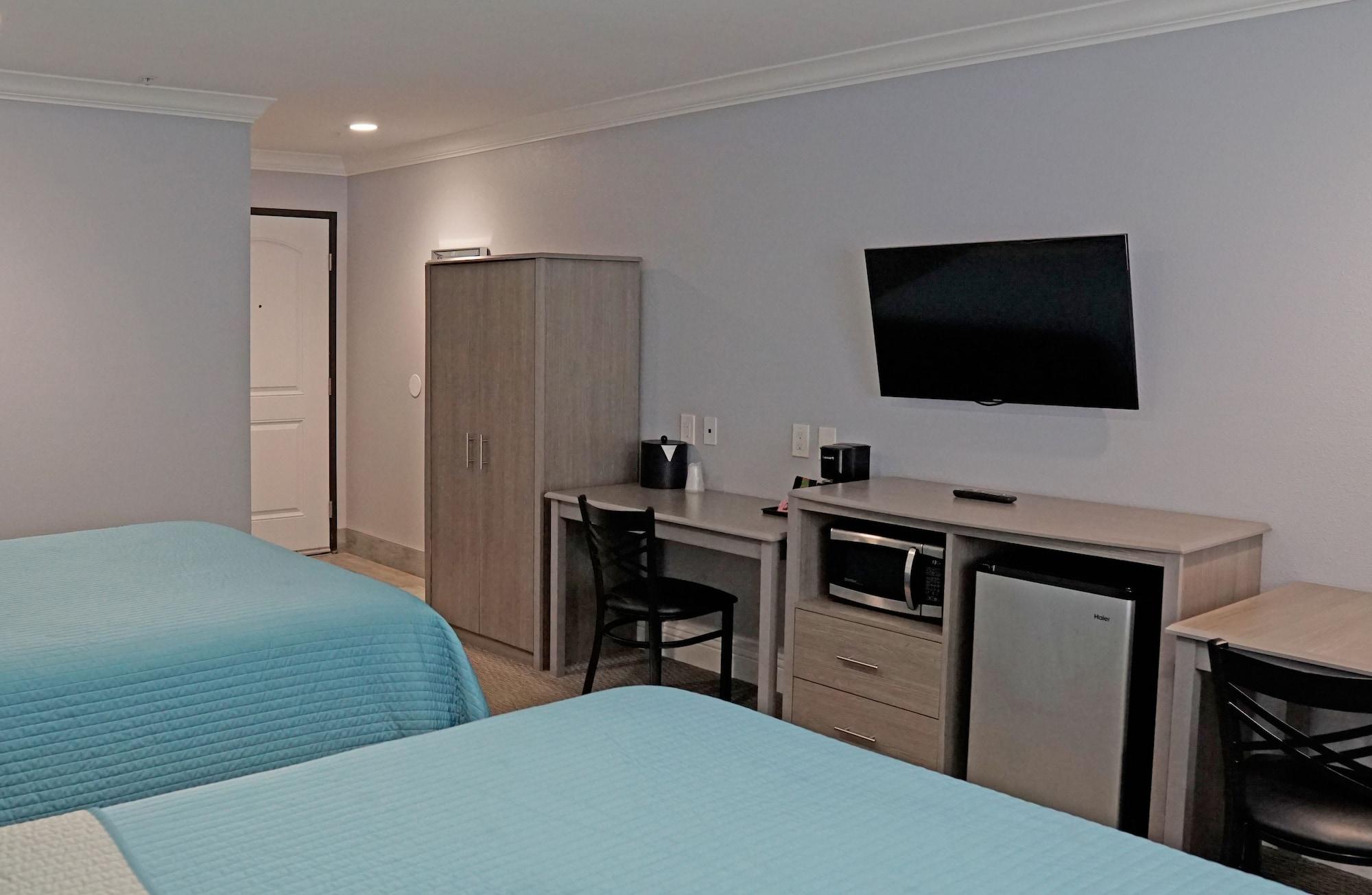 Surf City Inn Near Seal Beach Pier - photo 13