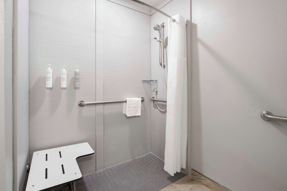 Hampton Inn Stafford Quantico & Conference Center - photo 28