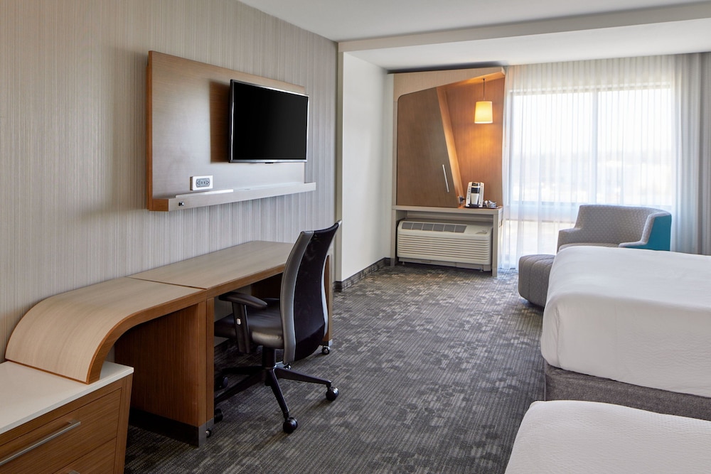 Courtyard by Marriott Atlanta Lithia Springs - photo 14