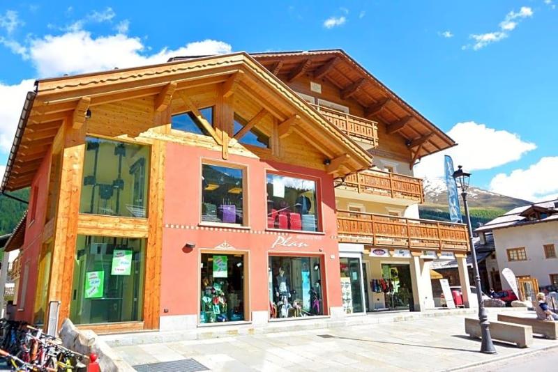 Hotel Garnv Al Plan — carbon neutral stay, Livigno