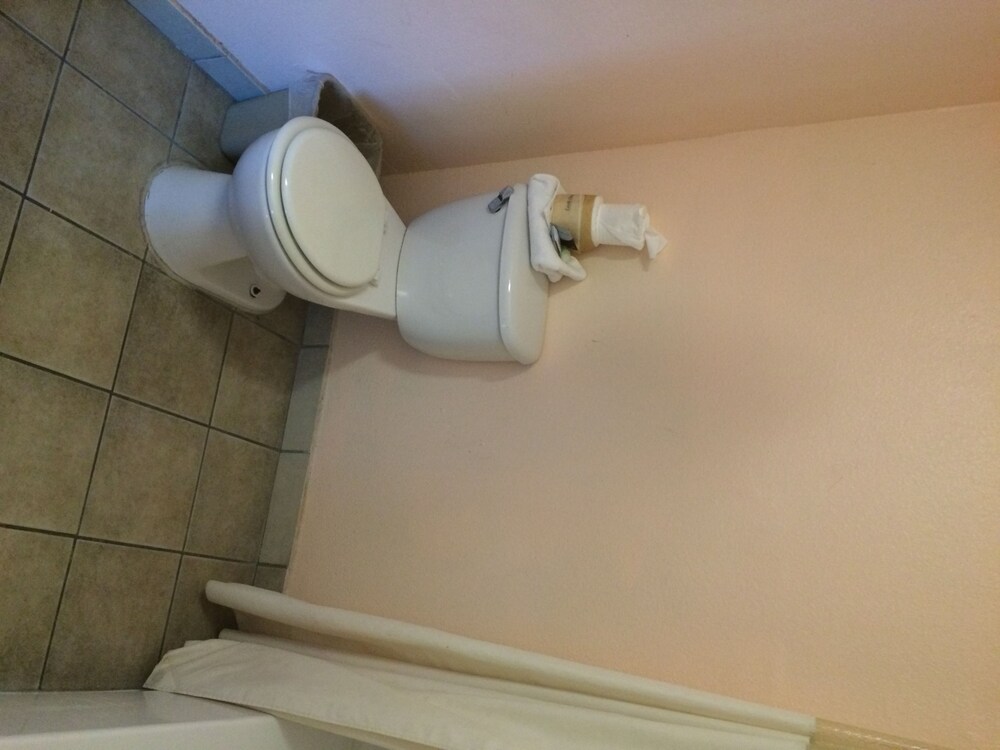 Long Beach Motel - photo 21