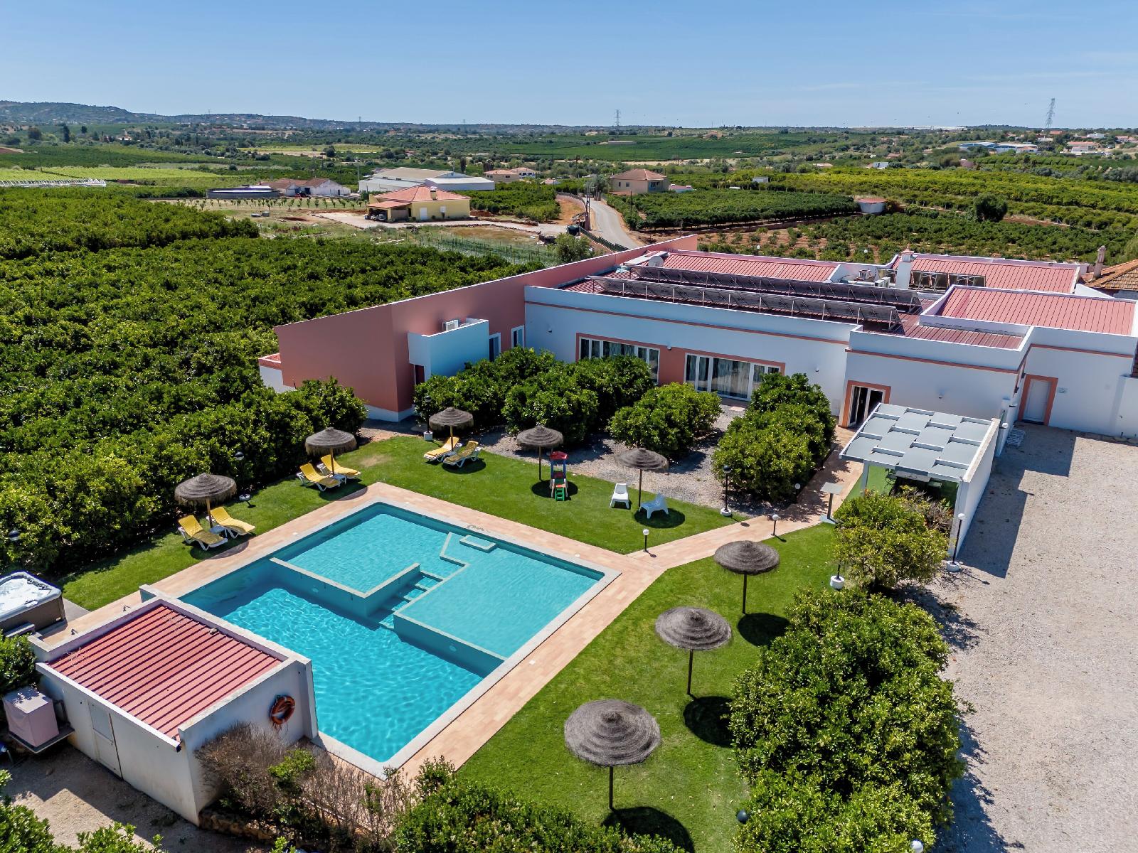 Quinta Dos Is - carbon neutral hotel in Algoz