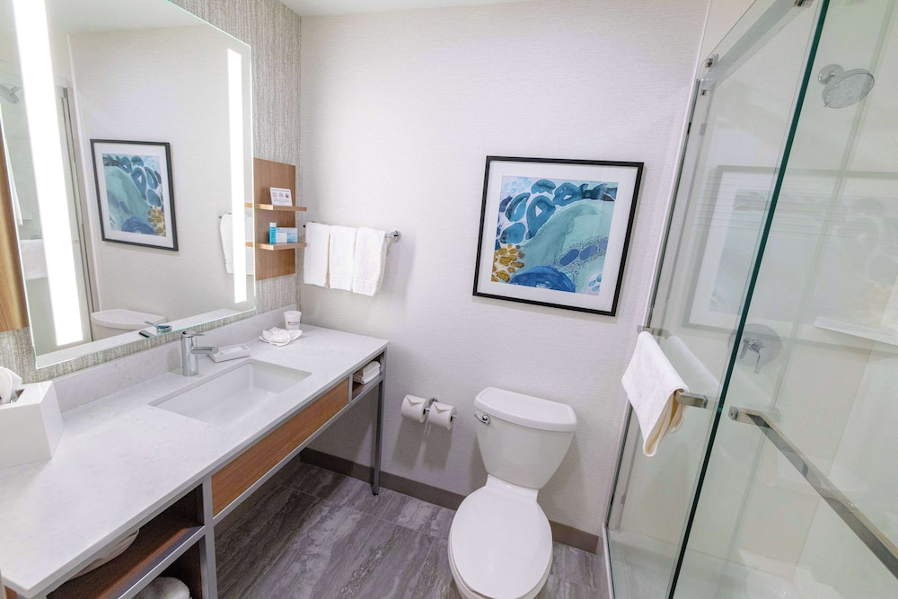 Hilton Garden Inn Lakewood - photo 44