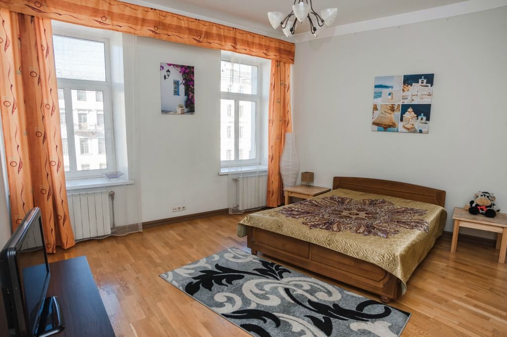 Apartment on Griboyedova 38 — 4-Star Luxury Hotel in Saint Petersburg, Russia